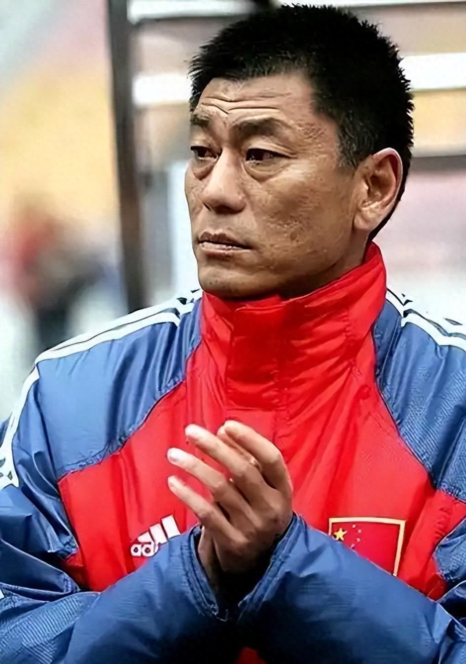 九游电脑版-上海女足功勋教练，儿子曾是中超最年轻球员，68岁他重掌上海女足